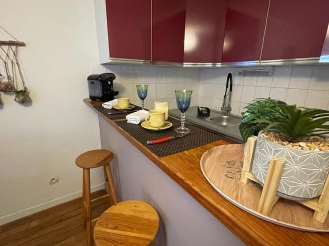 Appartement Cosy Hyper Centre Chateauroux Exterior photo